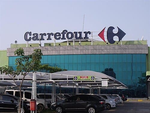 Carrefour storefront in Brazil, largest private employer with 150K staff